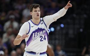 蜘蛛直播_蜘蛛免费NBA在线直播_蜘蛛足球无插件高清观看